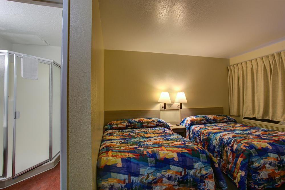 Motel 6-Kelso, Wa - Mt. St. Helens Kültér fotó