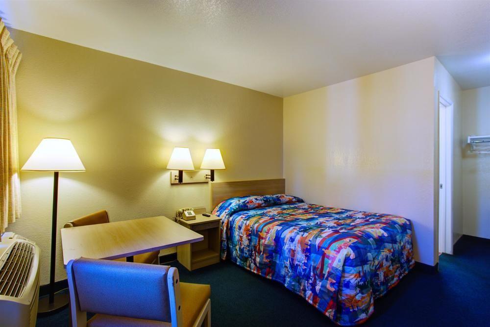 Motel 6-Kelso, Wa - Mt. St. Helens Kültér fotó